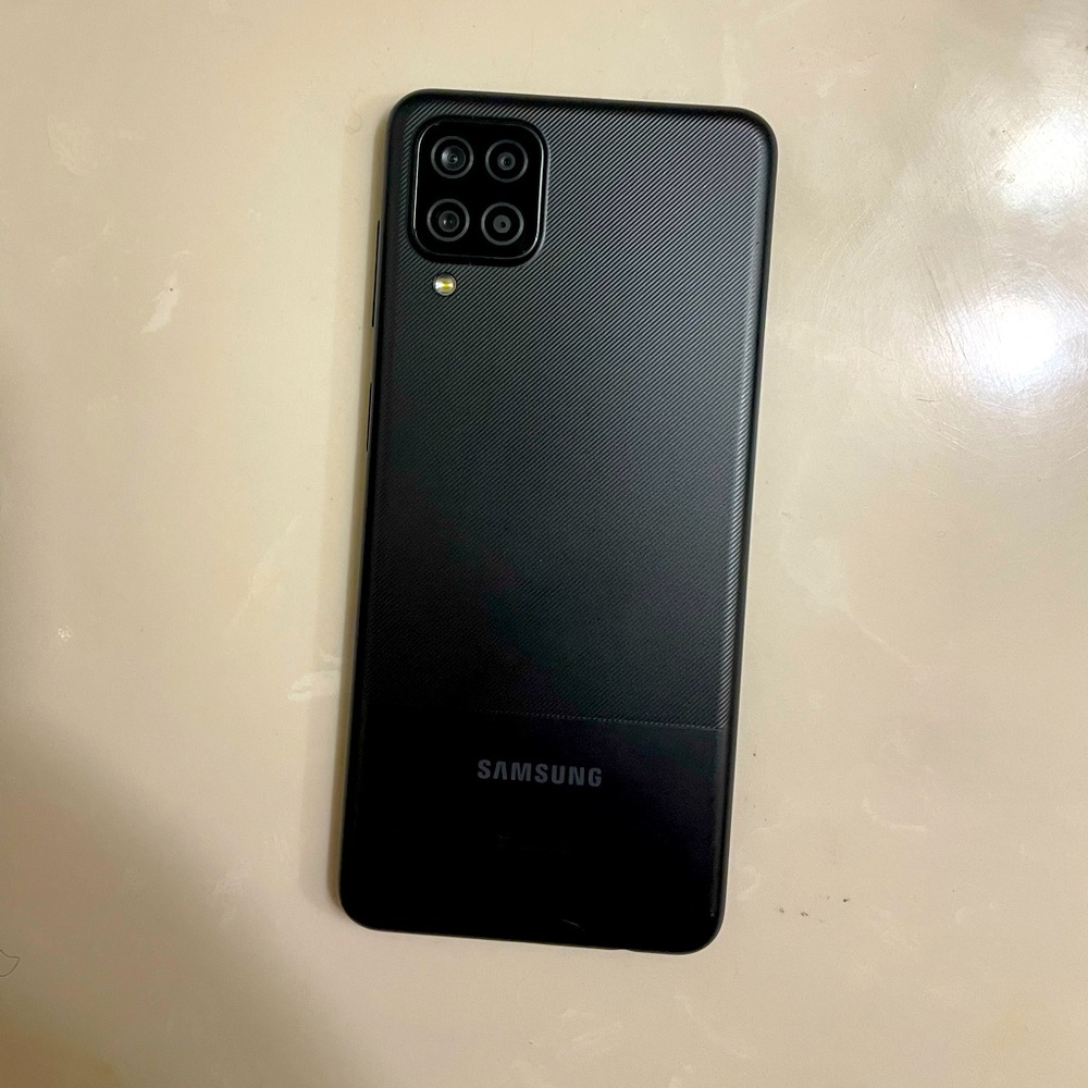 Samsung galaxy a12